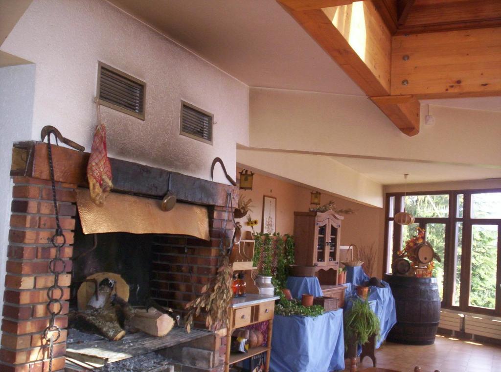 Auberge De Mandrin Dullin Екстериор снимка
